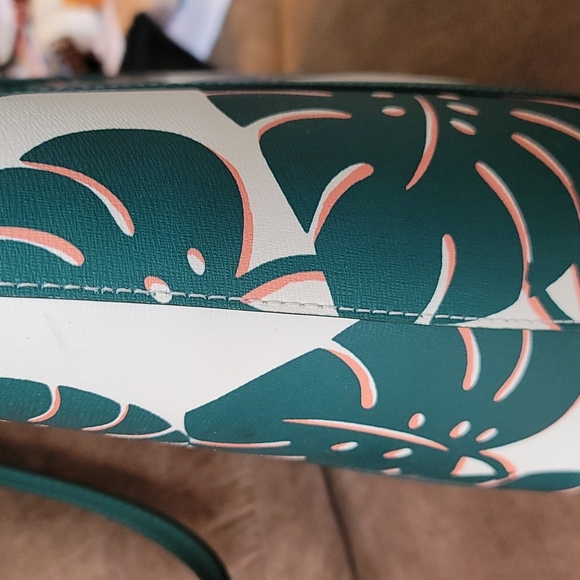 Kate spade zip tote